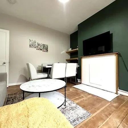 Quirky 3 Bedroom Flat In Shoreditch London Exterior photo
